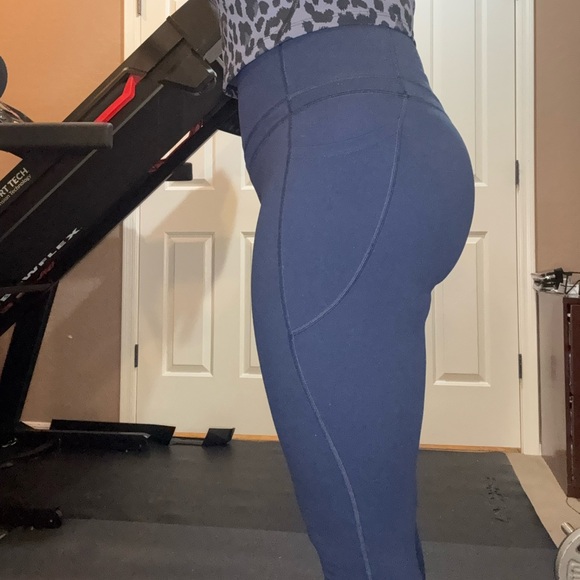 IUGA sandwich front Power Tight Leggings Set in Grey, Green, Navy, and Black - Picture 14 of 16